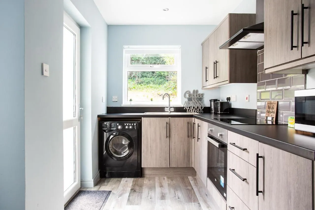 Fully Refurbished North Belfast Home 3 Holiday home