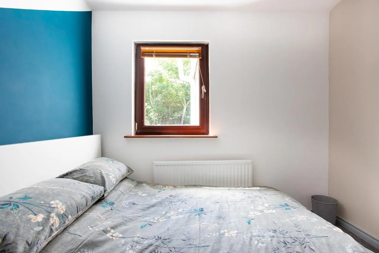 Fully Refurbished North Belfast Home 3