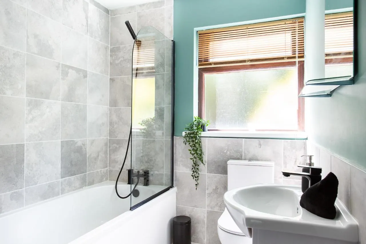Fully Refurbished North Belfast Home 3 Reino Unido